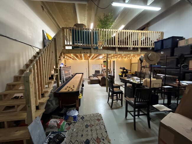 Plus de détails pour 1109 Okeechobee Rd, West Palm Beach, FL - Local d'activités à louer