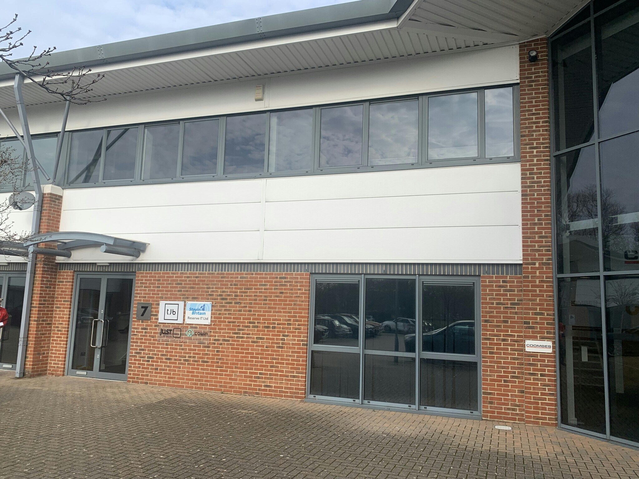 Bedford Rd, Petersfield à vendre Photo du bâtiment- Image 1 de 6