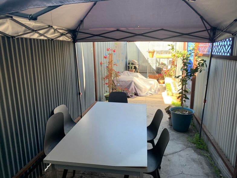 4967-4973 W Adams Blvd, Los Angeles, CA à louer - Photo du bâtiment - Image 2 de 8