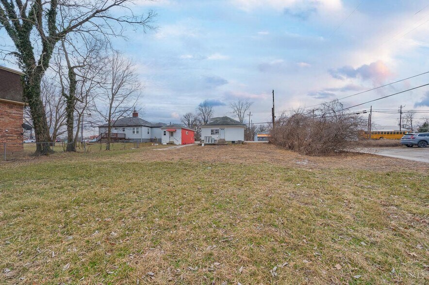 536 Old State Route 74, Cincinnati, OH à vendre - Photo du bâtiment - Image 2 de 17
