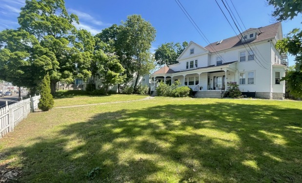 1410-1412 Main St, West Warwick, RI à vendre - Photo principale - Image 1 de 1