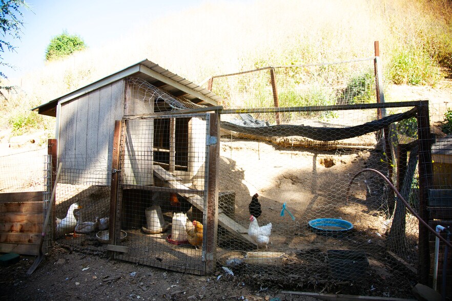 2700 Franklin Canyon Rd, Martinez, CA à louer - Photo du bâtiment - Image 2 de 17