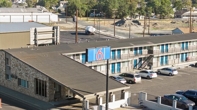 More details for 635 S Highway 395, Hermiston, OR - Hospitality for Sale