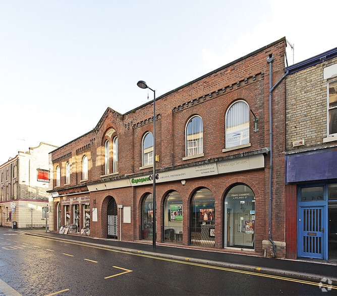 Rylands St, Warrington for lease - Building Photo - Image 3 of 4