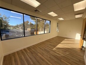 1037 Suncast Ln, El Dorado Hills, CA for lease Interior Photo- Image 1 of 4