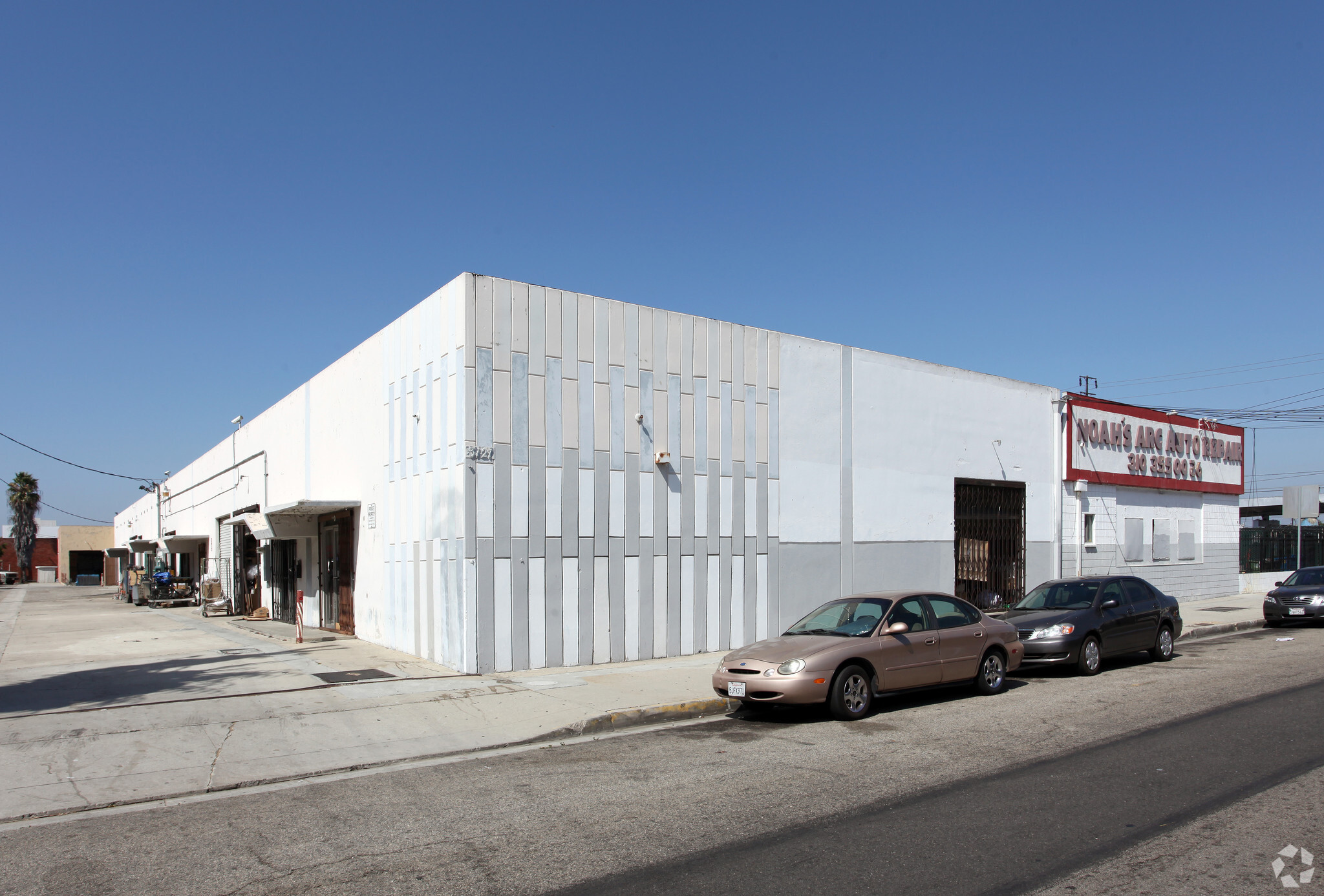 3111-3121 139th St, Hawthorne, CA for lease Primary Photo- Image 1 of 3