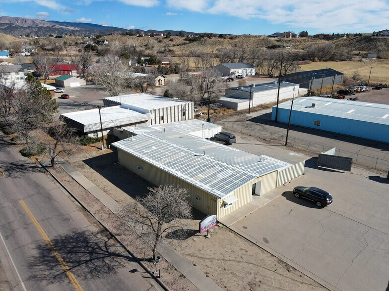 300 Dozier Ave, Canon City, CO à vendre - Photo du bâtiment - Image 3 de 13