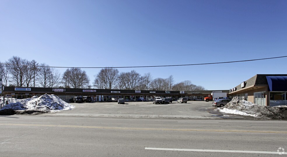 532-566 Kingstown Rd, South Kingstown, RI à louer - Photo du bâtiment - Image 3 de 5