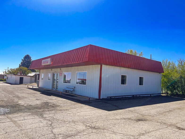 232 Center St, Monticello, UT à vendre - Photo du bâtiment - Image 2 de 24