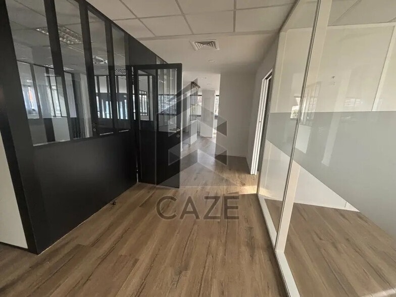 Office in Mérignac for lease - Interior Photo - Image 3 of 5
