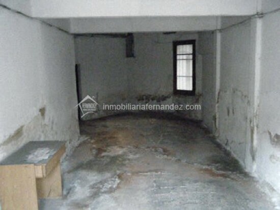 Retail in Cáceres, Cáceres for sale - Building Photo - Image 2 of 5