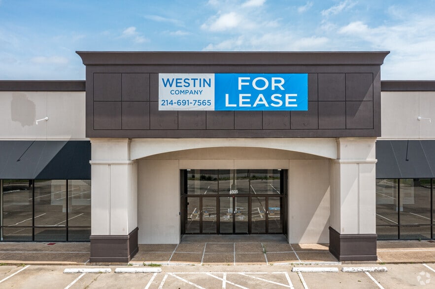 4505 LBJ Fwy, Farmers Branch, TX à vendre - Photo du bâtiment - Image 3 de 26