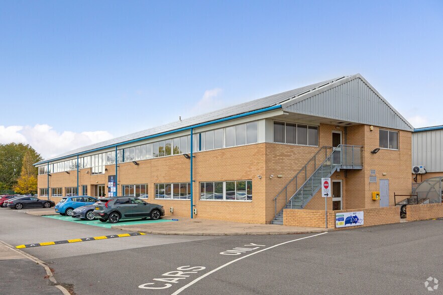 Randall Park Way, Retford for lease - Primary Photo - Image 1 of 3