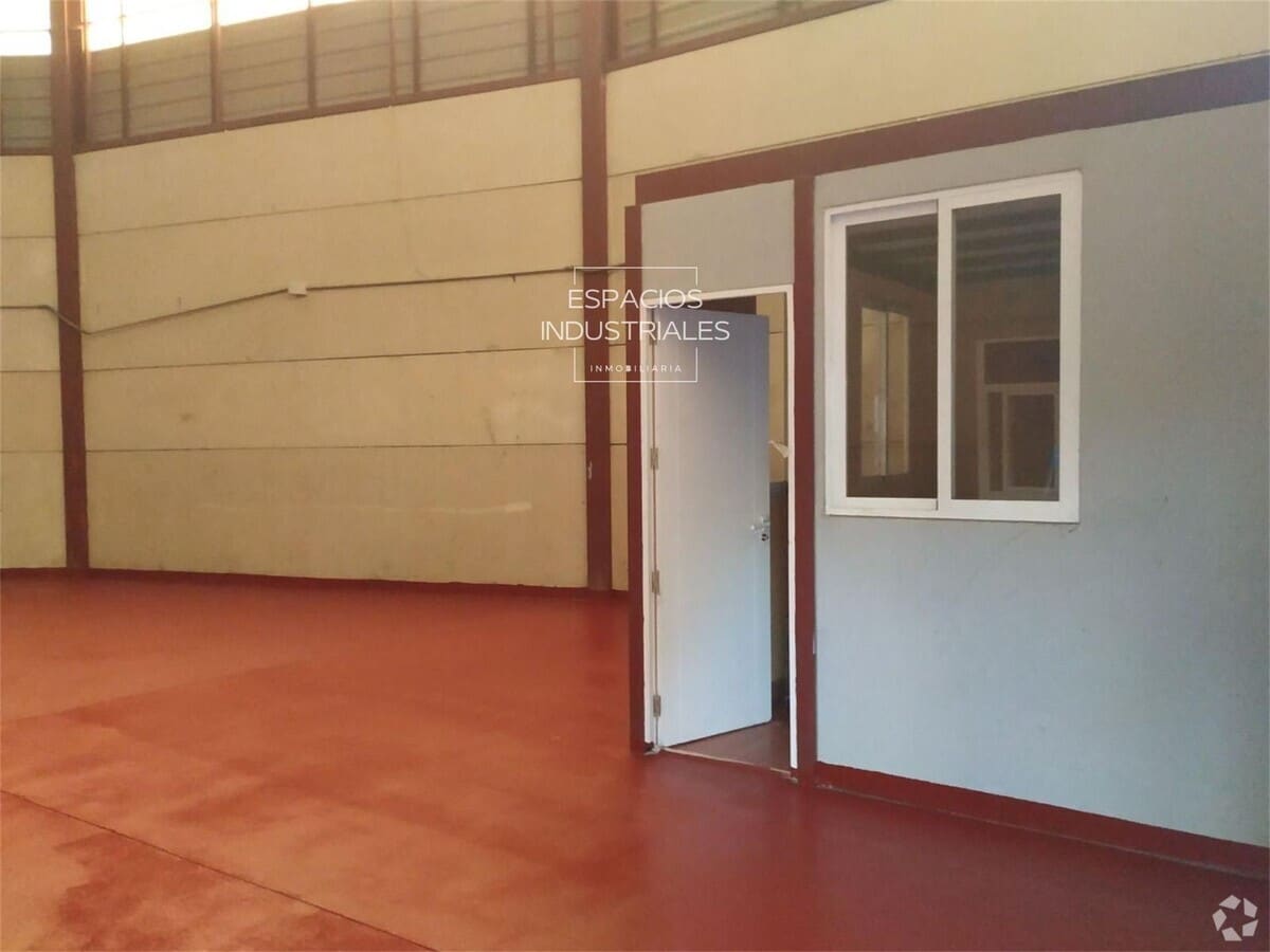 Valdemoro, MAD 28341 - - - Interior Photo - Image 2 of 2