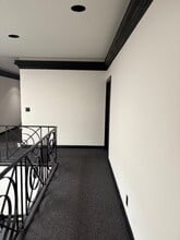 7956-7958 Beverly Blvd, Los Angeles, CA for lease Interior Photo- Image 1 of 6