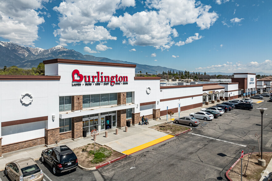 121-275 E Foothill Blvd, Upland, CA for lease - Building Photo - Image 1 of 7