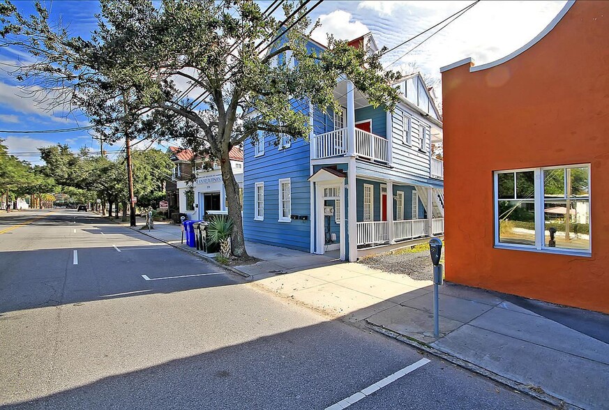 221 Calhoun St, Charleston, SC à vendre - Photo du bâtiment - Image 1 de 1