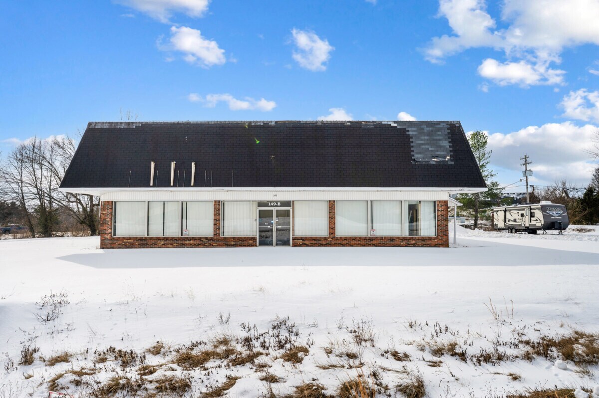 149 Delaina Dr, Mount Washington, KY for sale Primary Photo- Image 1 of 21