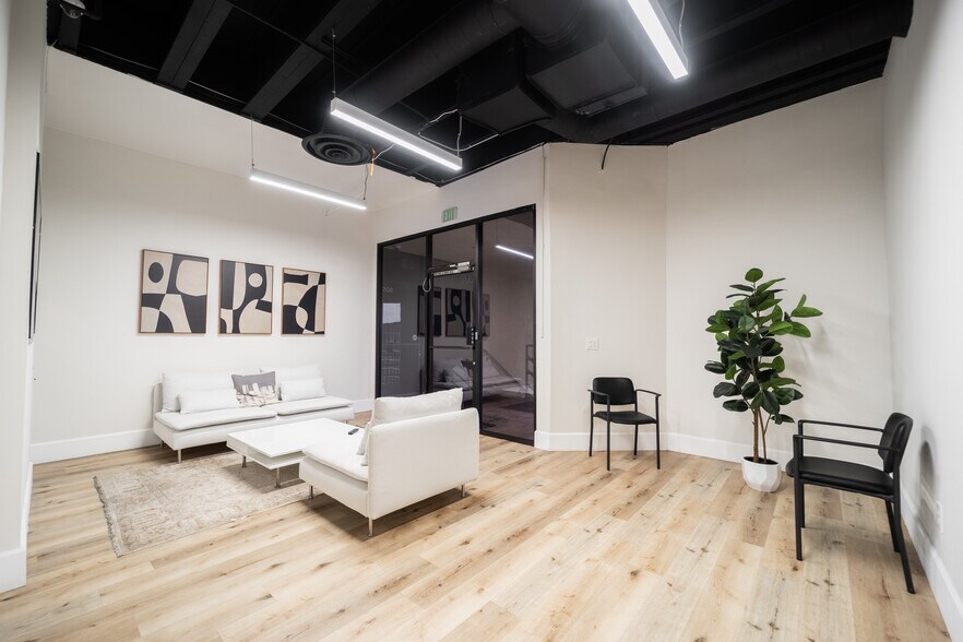 3505 Cadillac Ave, Costa Mesa, CA à louer - Photo intérieure - Image 2 de 46