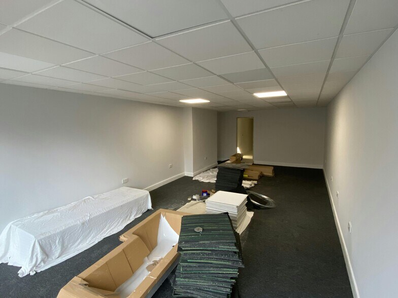 100 Heaton Rd, Newcastle Upon Tyne à louer - Photo du bâtiment - Image 3 de 4