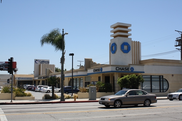 2201-2215 Westwood Blvd, Los Angeles, CA à louer - Photo du bâtiment - Image 1 de 5