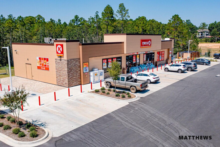 4982 S Ferdon Blvd, Crestview, FL à vendre - Photo du bâtiment - Image 2 de 4