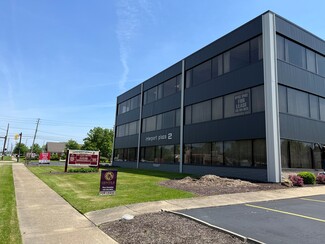 More details for 15887 Snow Rd, Brook Park, OH - Office for Lease