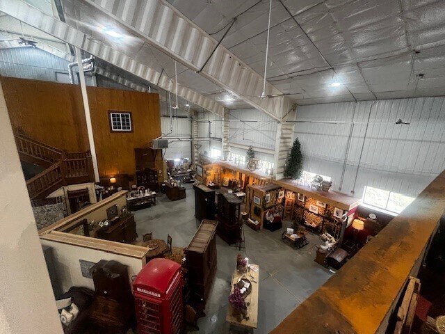 114 Homestead Rd, Evergreen, CO for sale - Interior Photo - Image 2 of 7