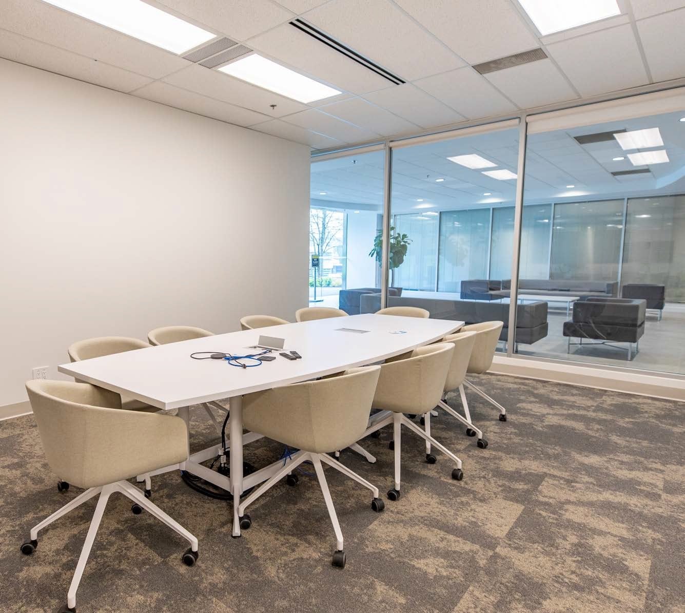 4601 Canada Way, Burnaby, BC à louer Photo intérieure- Image 1 de 5