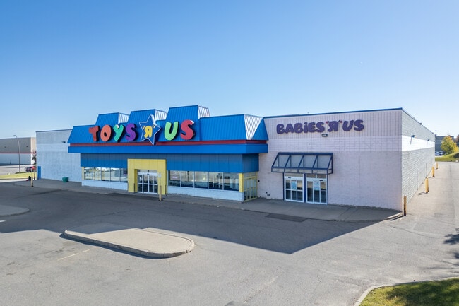 Plus de détails pour 2929 32nd Ave NE, Calgary, AB - Commerce de détail à louer