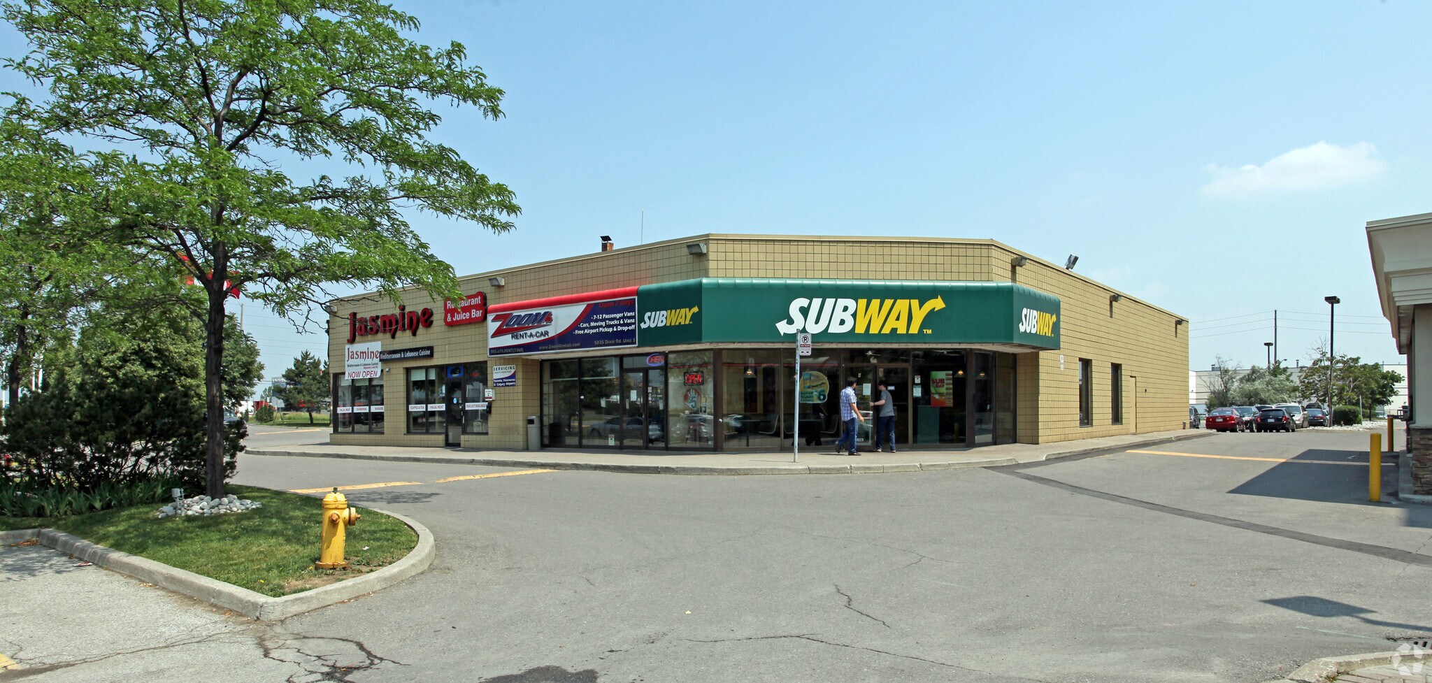 5835 Dixie Rd, Mississauga, ON à vendre Photo principale- Image 1 de 1