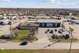 2700 Central Ave, Windsor, ON à vendre - Photo du bâtiment - Image 3 de 29