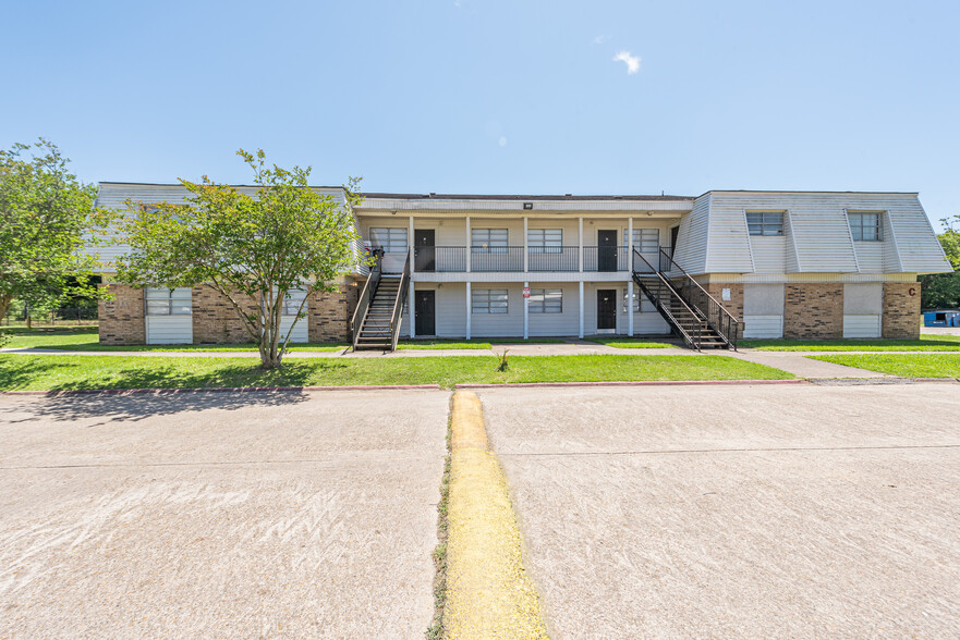 1900 Prejean Dr, Lake Charles, LA à vendre - Photo du bâtiment - Image 1 de 1