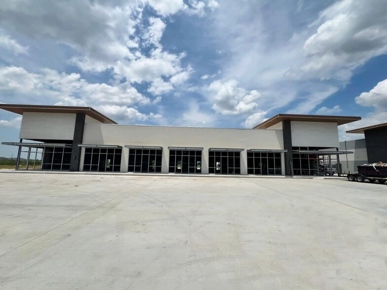 23030 Stockdick School Rd, Katy, TX for lease - Building Photo - Image 3 of 4