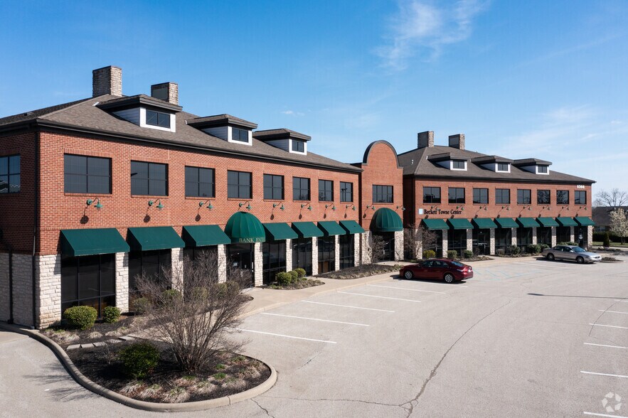 8366-8368 Princeton Glendale Rd, West Chester, OH à louer - Photo du bâtiment - Image 2 de 5