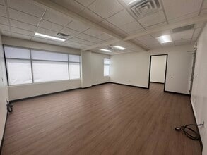 9480 S Eastern Ave, Las Vegas, NV for lease Interior Photo- Image 2 of 6