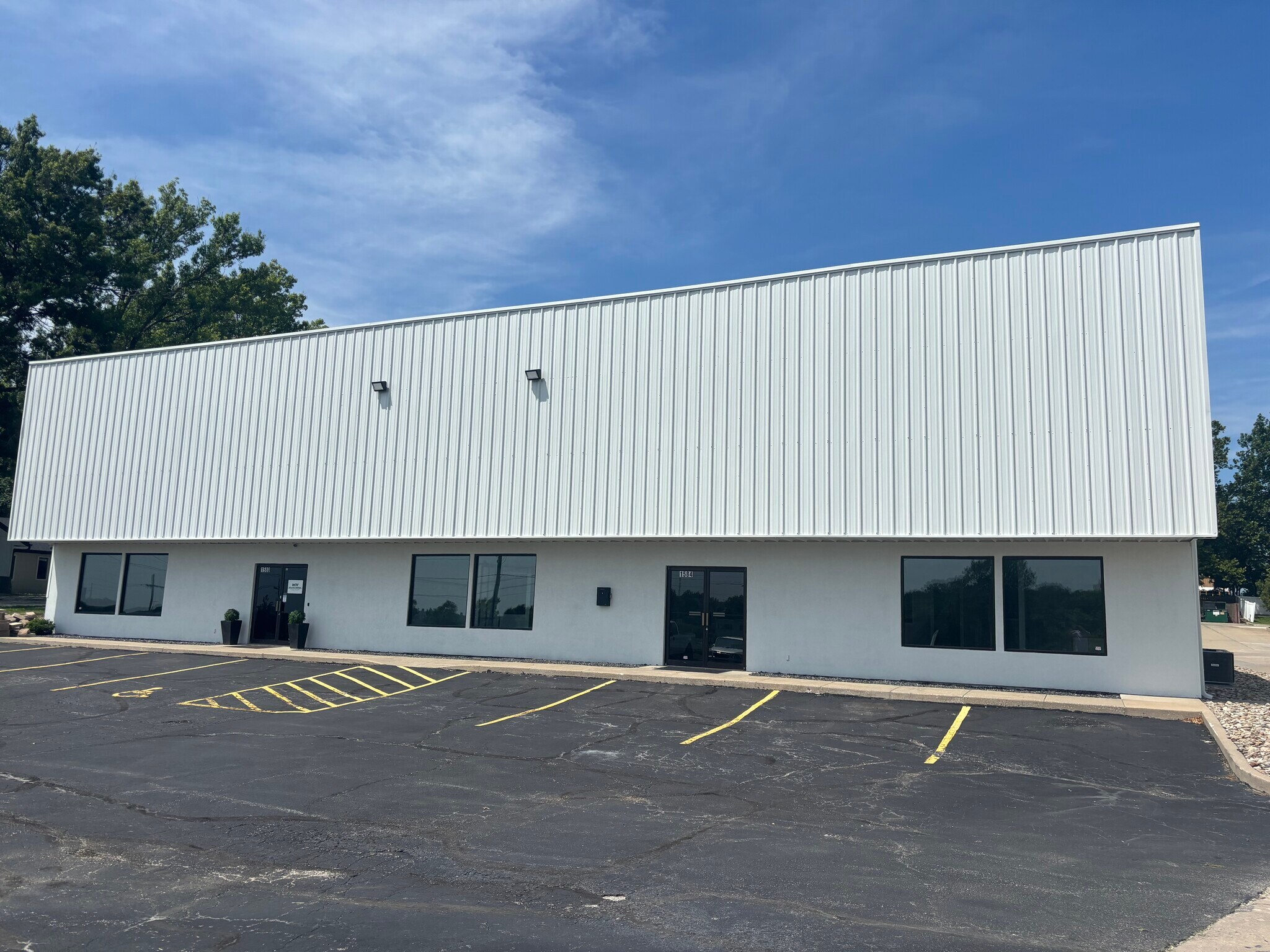 1584 SW Market St, Lees Summit, MO for sale Building Photo- Image 1 of 1