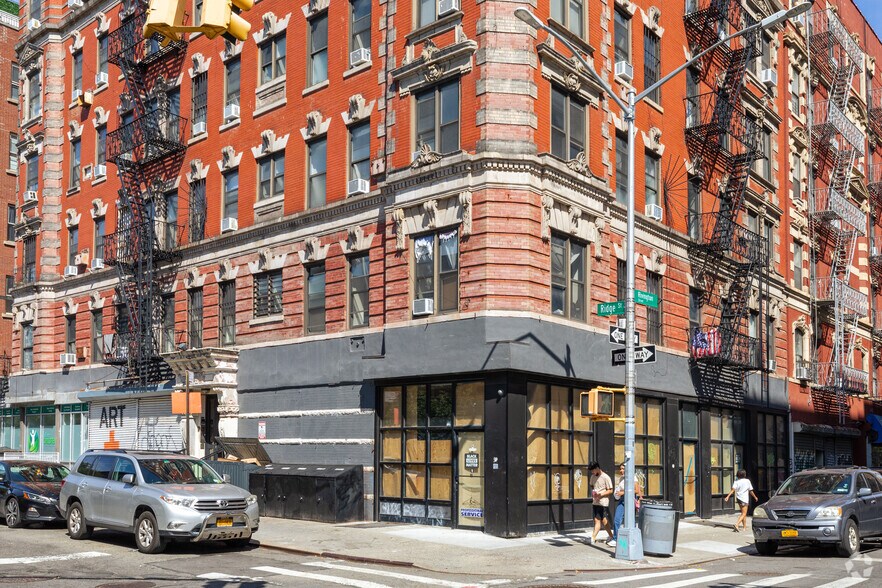 198 Rivington St, New York, NY à louer - Photo du bâtiment - Image 2 de 5