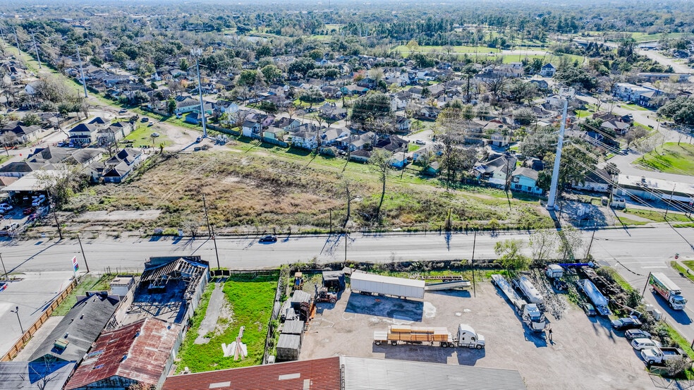 7634 Harrisburg Blvd, Houston, TX for sale - Aerial - Image 3 of 8