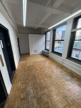 147 W 35th St, New York, NY for lease Interior Photo- Image 2 of 19