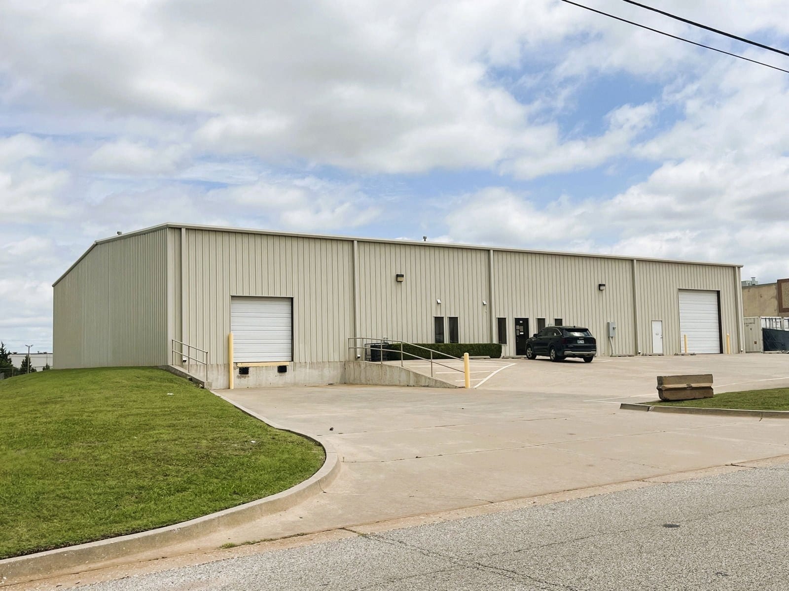 101 E Hill St, Oklahoma City, OK for lease Building Photo- Image 1 of 8