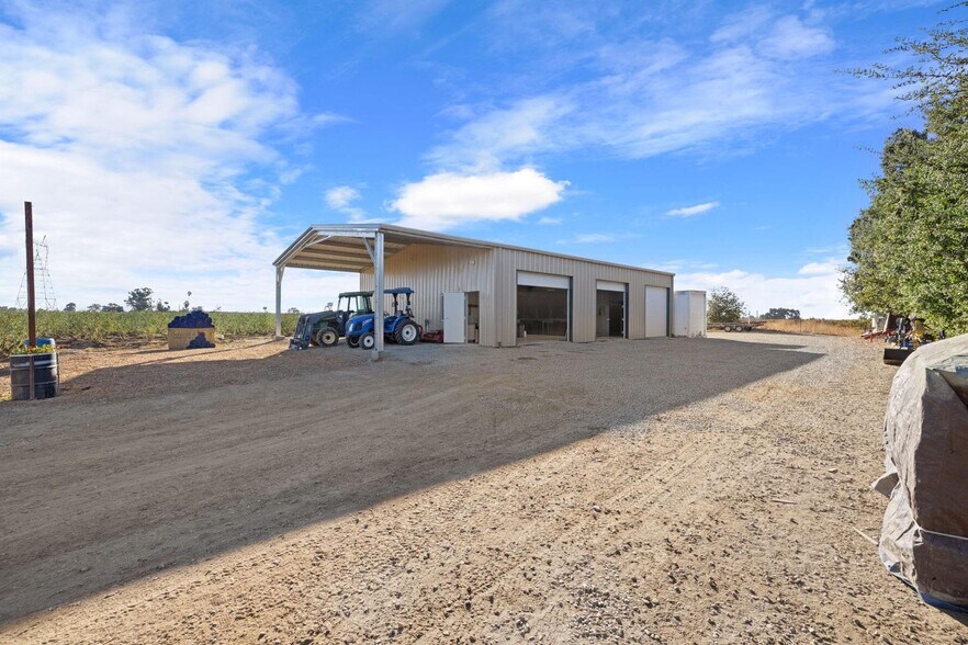 5288 W Kile Rd, Lodi, CA à vendre - Photo du bâtiment - Image 3 de 59