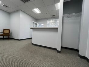 161 S Main St, Middleton, MA for lease Interior Photo- Image 2 of 15
