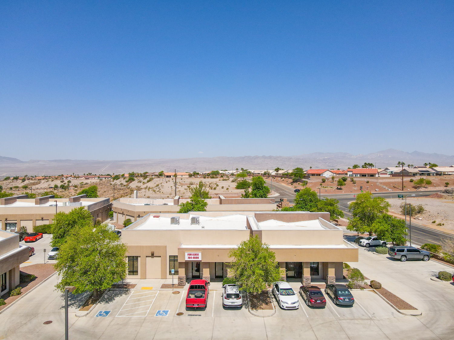 2500 Canyon Rd, Bullhead City, AZ for lease Primary Photo- Image 1 of 33