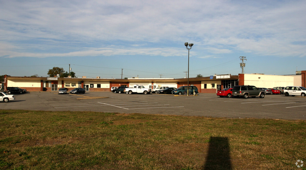 660-670 Lincoln St, Portsmouth, VA à louer - Photo principale - Image 1 de 15