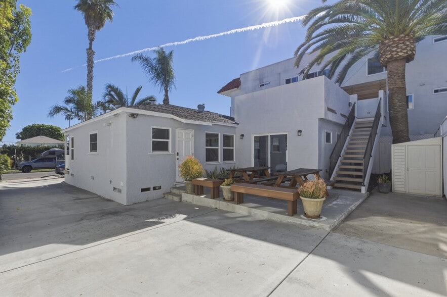 1544 Chalcedony St, San Diego, CA for sale - Building Photo - Image 2 of 27