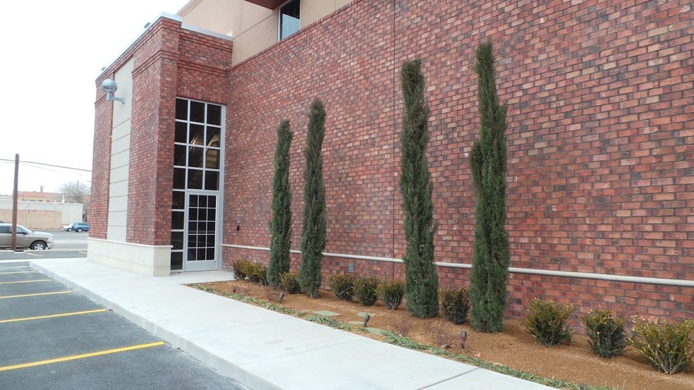 1415 Buddy Holly Ave, Lubbock, TX for lease - Building Photo - Image 3 of 12