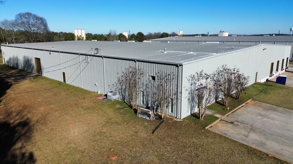 772 E Hightower Trl, Social Circle, GA for lease - Building Photo - Image 3 of 22