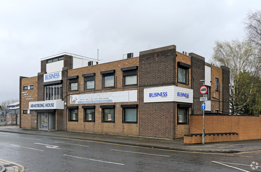 Armstrong St, Grimsby à louer - Photo principale - Image 1 de 4