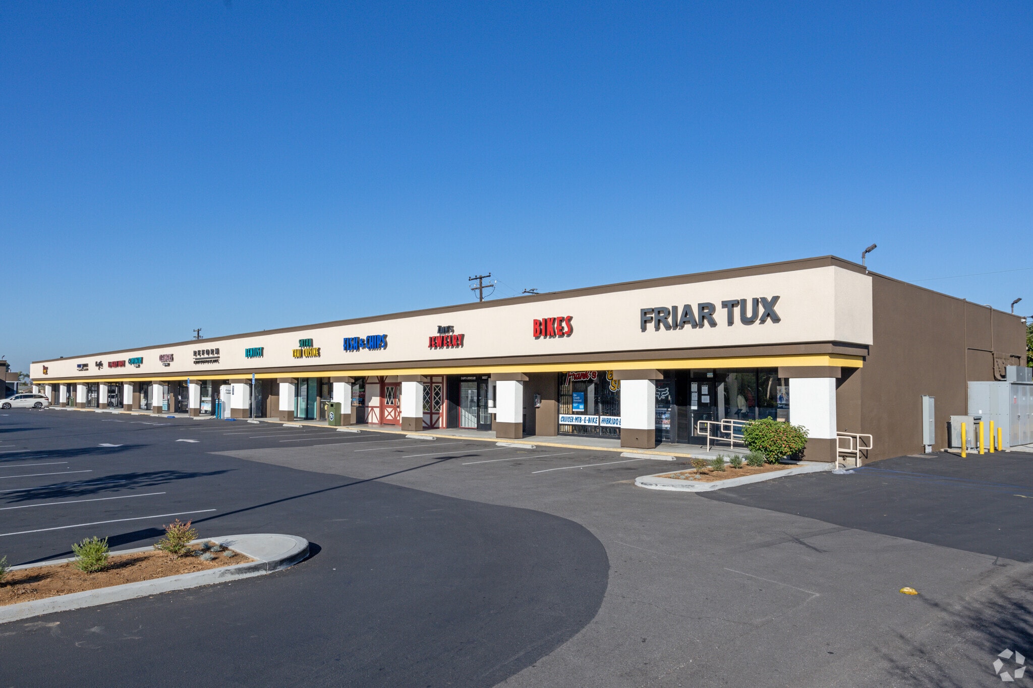 10317-10407 Lakewood Blvd, Downey, CA for lease Building Photo- Image 1 of 23